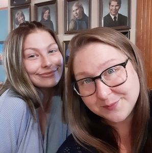 Meet your Posher, Emily